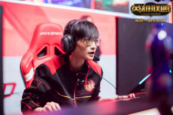 Doinb连续十五场比赛得分超过挺进下一轮,DWG挑战极限! Doinb连续十五场比赛得分超过挺进下一轮,DWG挑战极限!